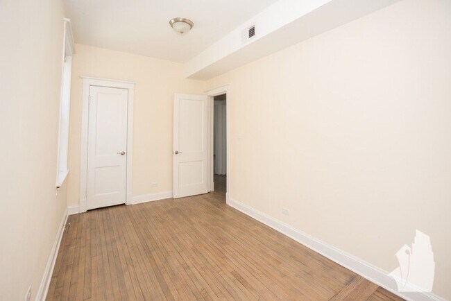 Photo - 2814 N Troy St Unit 3f