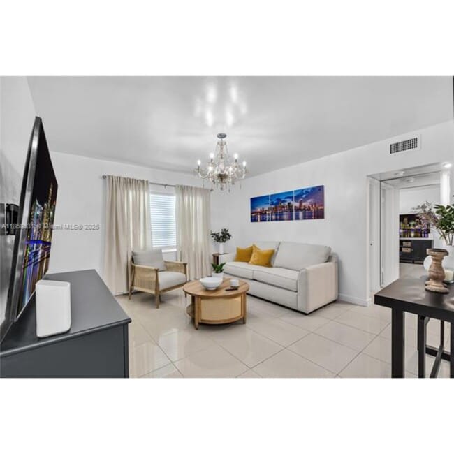 Photo - 3 Navarre Ave