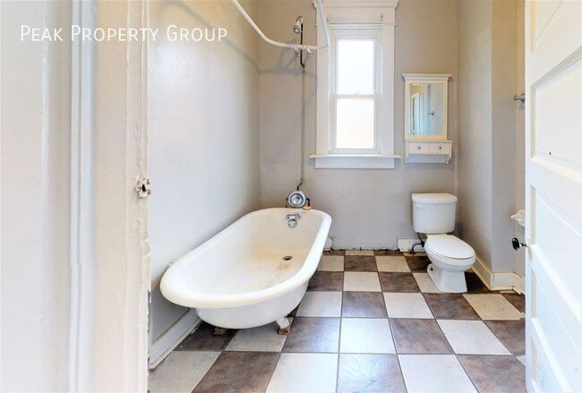 Photo - 204 Chittenden Ave