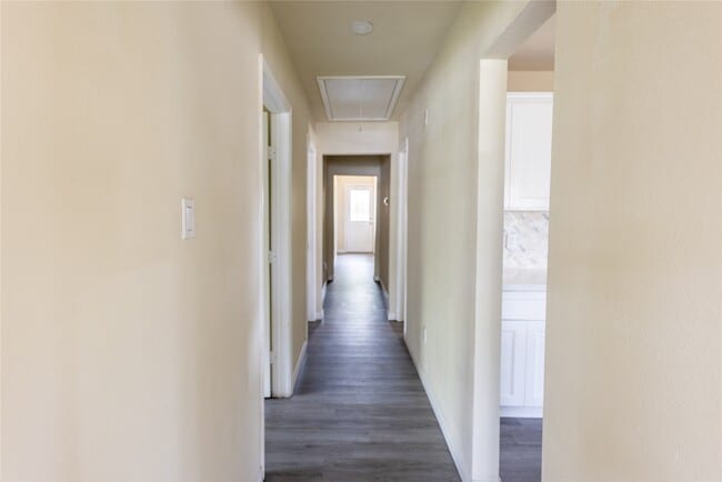 Photo - 4942 Bataan Rd