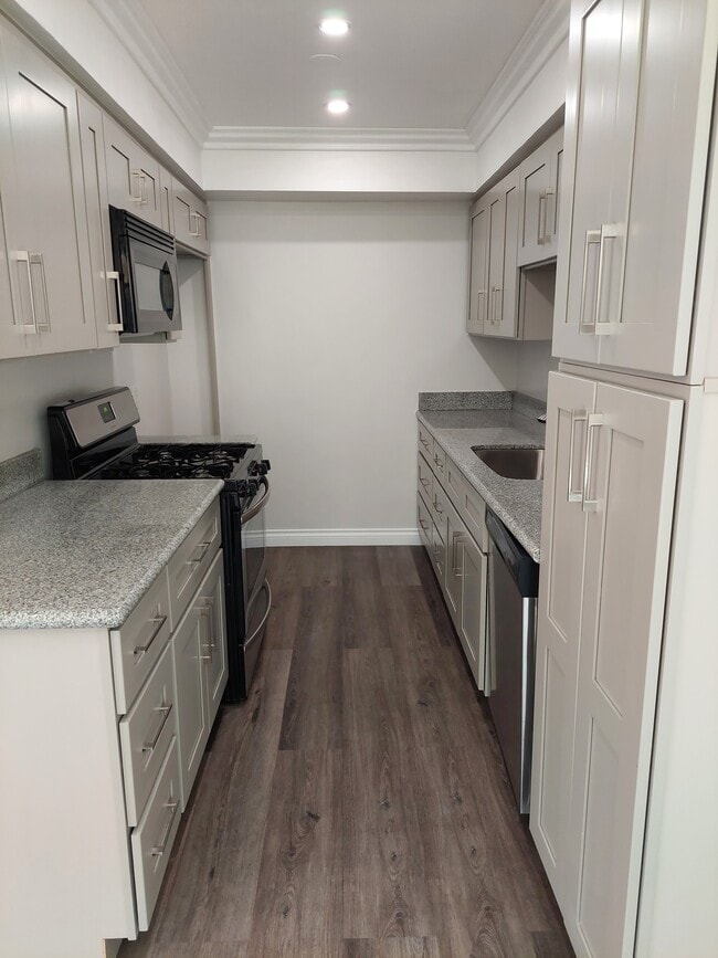 Photo - 3340 Bagley Ave