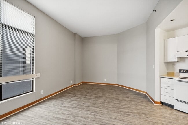 Delmar Loop Apartments
