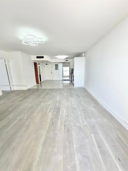 Photo - 9273 Collins Ave Unit 811