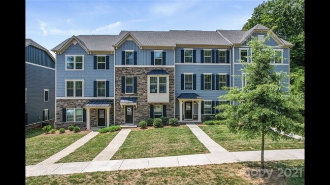 Front of house - 4424 Carteret St Townhome