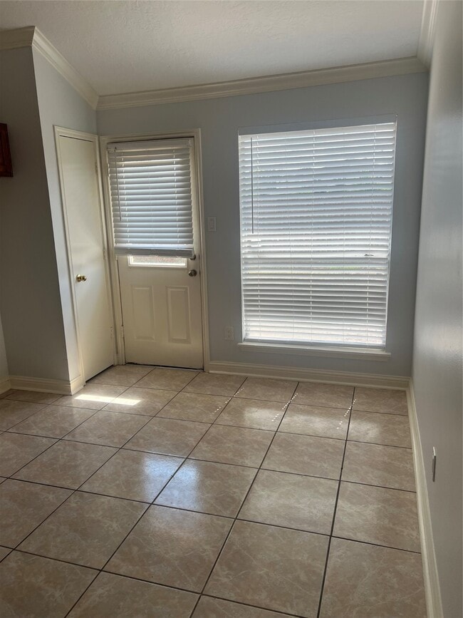 Photo - 15303 Riverside Grove Dr