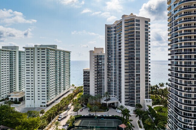 Photo - L'Hermitage Condominiums