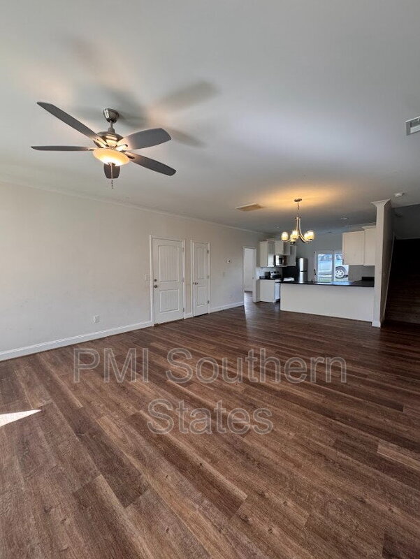 Photo - 202 Clarus Crk Wy