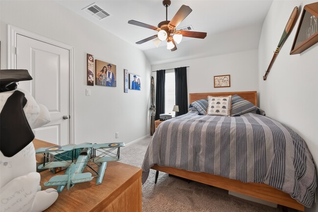 Building Photo - 15006 Eves Necklace Ct