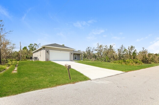 Photo - 63 Harvey St