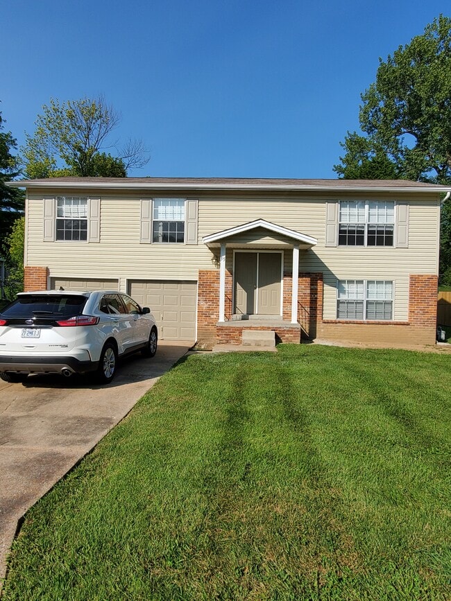 Building Photo - 35 Westwood Estates Dr Rental