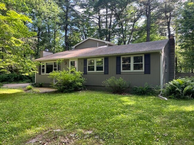 Photo - 148 Newtown Rd