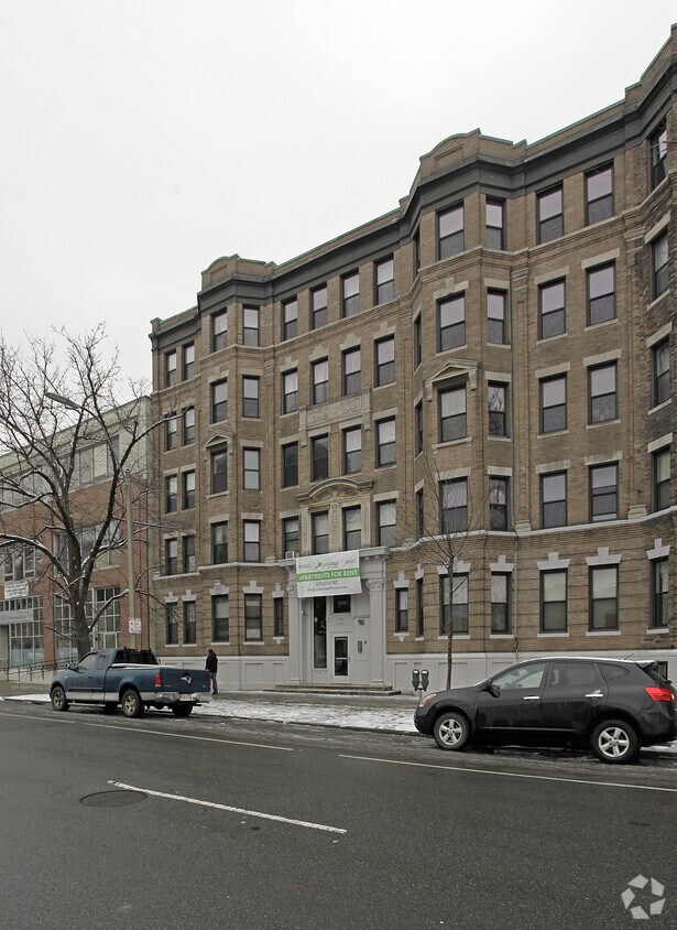 Photo - 1066 Commonwealth Ave