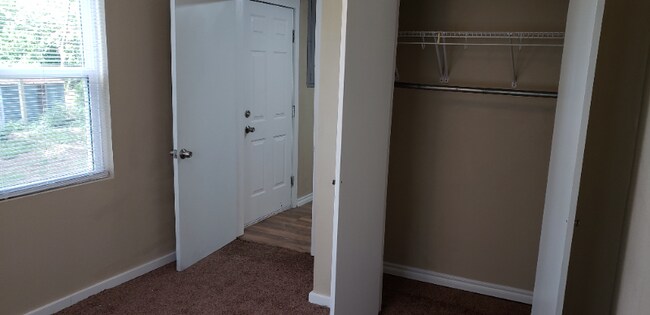 Photo - 1304 W Walnut Ave