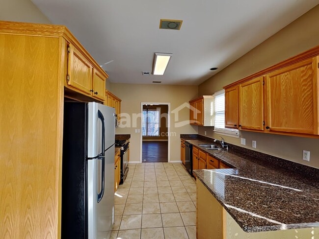 Photo - 720 Magnolia Trail