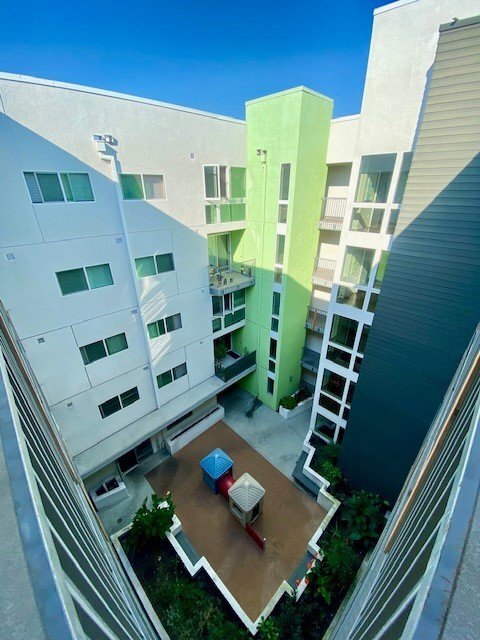 Photo - 979 S Serrano Ave Unit #979