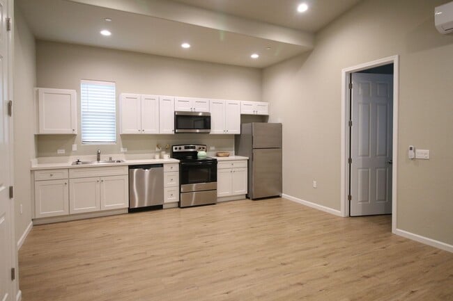 Photo - 6010 E Sussex Way