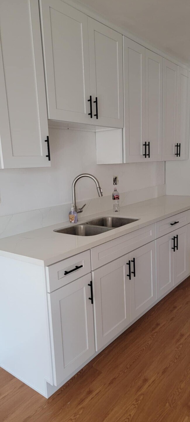 Photo - 2031 E Almont Ave Unit 2031 E. ALMONT AVE APT. A