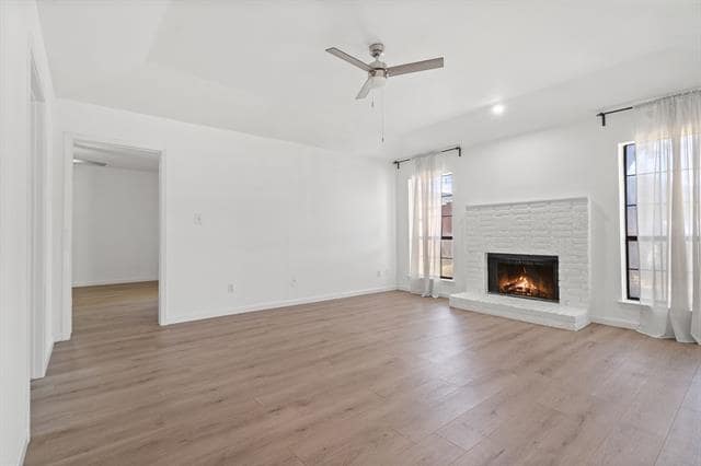 Photo - 1401 Landmark Ct