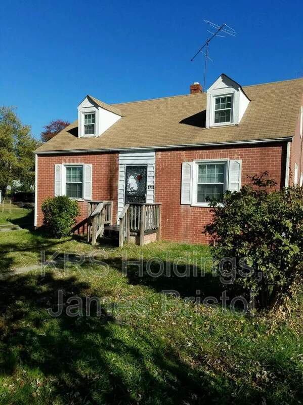 Photo - 1710 Watts Ln