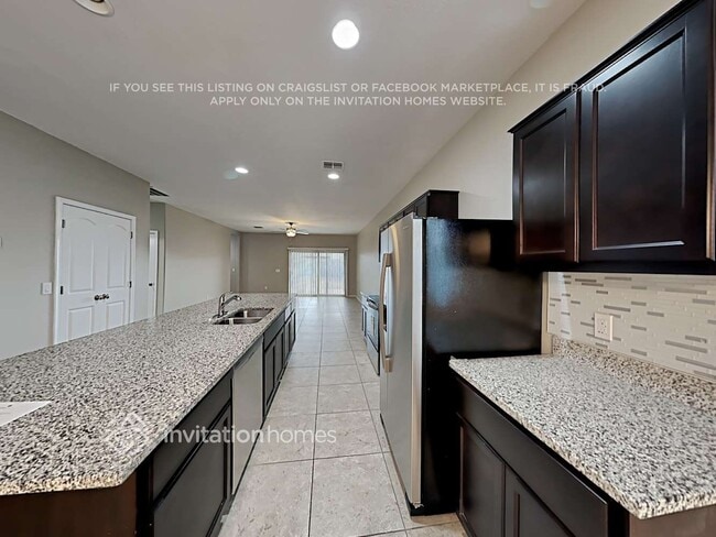 Photo - 37643 W Amalfi Ave