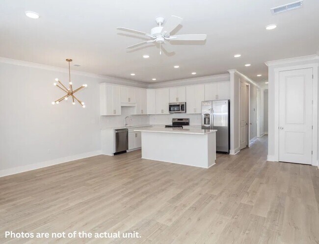 Photo - 2013 Rosemary St Townhome