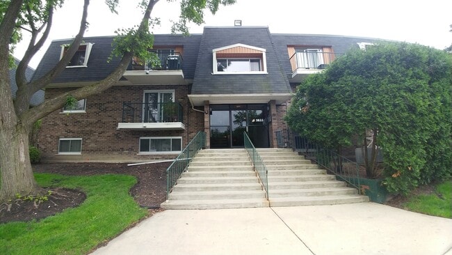 Building Photo - 3855 N Parkway Dr Unit 1A Rental