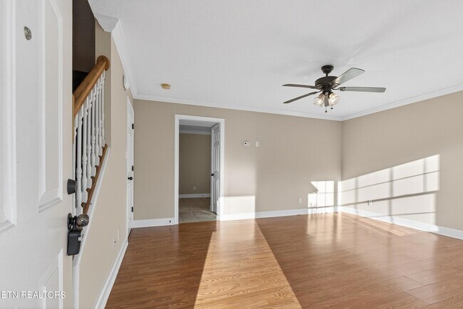 Photo - 5208 Devonbrook Way