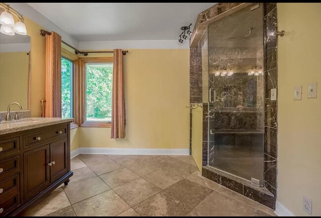 Photo - 14506 Wildcrest Rd