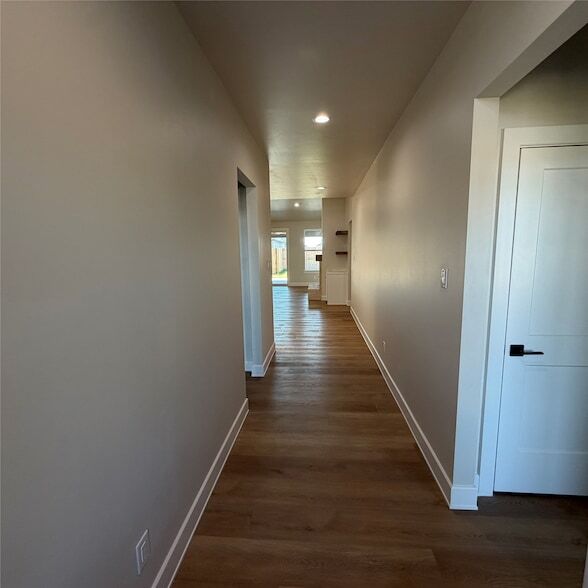 Photo - 7802 Enderby Ln