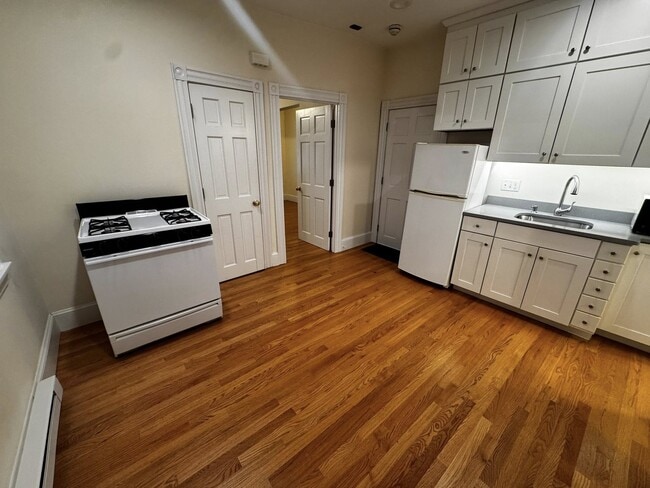 Photo - 29 Revere St Apartments Unit 1
