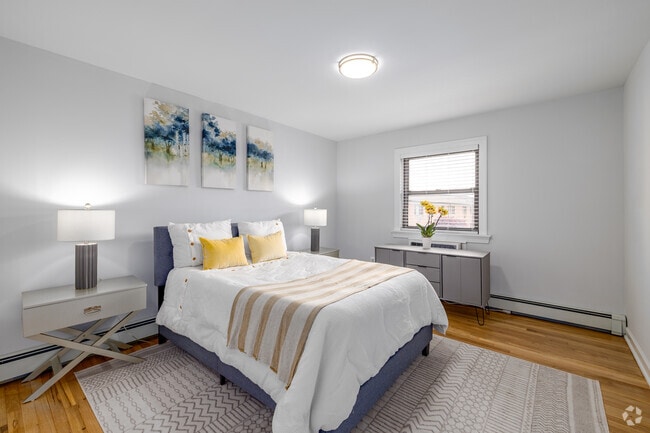 2BR, 1BA - 884SF - Second Bedroom