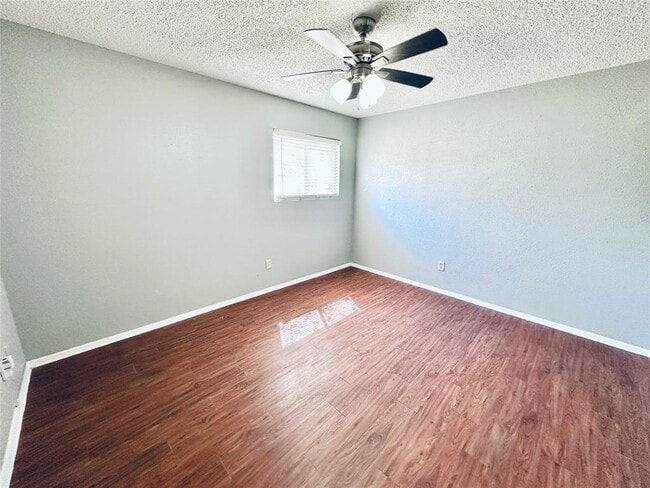 Photo - 3702 S 2nd St Unit 107