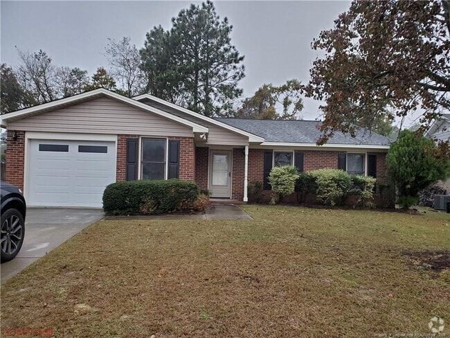 Building Photo - 1652 Winnabow Dr Rental