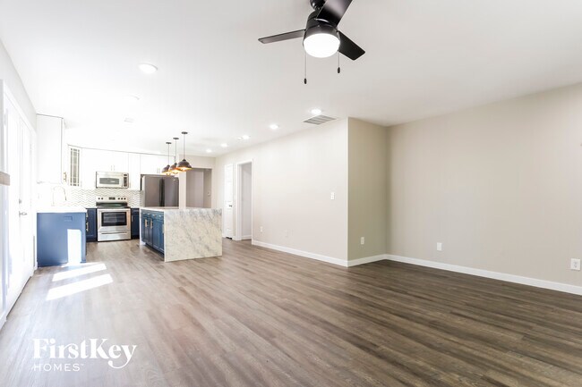 5569 Jebel Ct