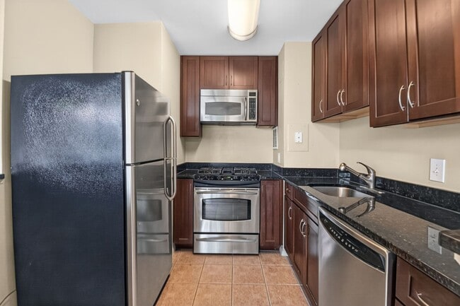 Photo - Light-filled 1Bd/1Bth in West End Condos in Alexandria! Unit 503
