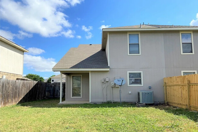 Photo - 310 Deloris Dr Townhome