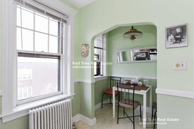 Photo - 72 Strathmore Rd Unit 11B