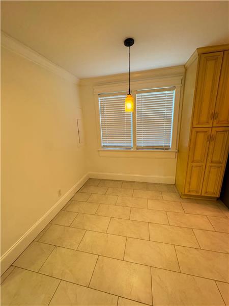 Photo - 502 E 66th St