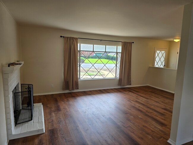 Photo - 449 Thumbelina Dr Casa