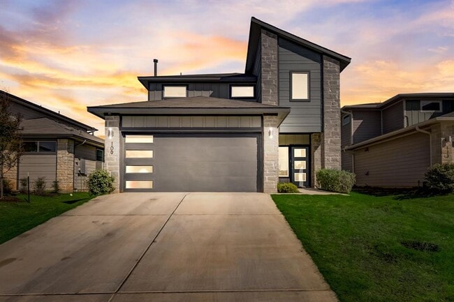 Building Photo - 109 Cupreata Ln