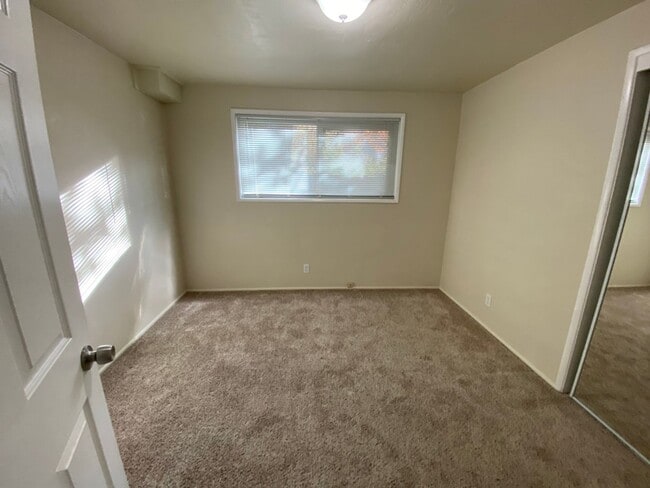 Photo - 1425 W 8th Ave Unit #04