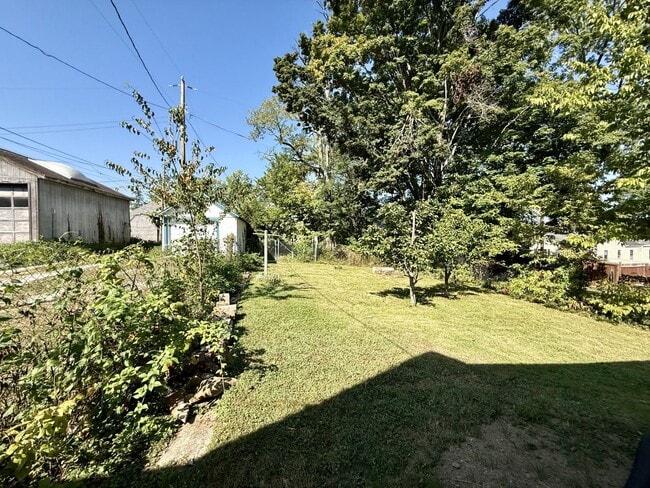 320 S Jackson St