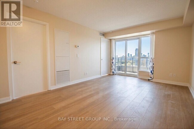 Photo - 151 Village Green Square Unit 2703