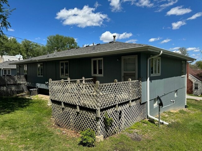 Photo - 5136 Poppleton Ave