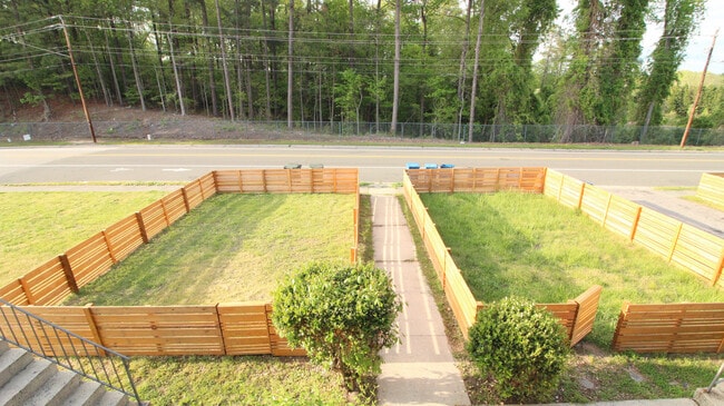 Photo - Awesome 2BR/1Bathroom Apartment in popular LAKEWOOD near Duke University!