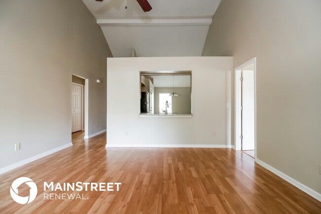 Photo - 516 Church Ln