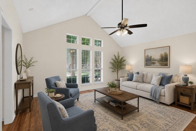 Photo - 1426 Mapleview Dr