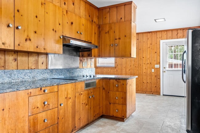 Photo - 615 Forestdale Dr