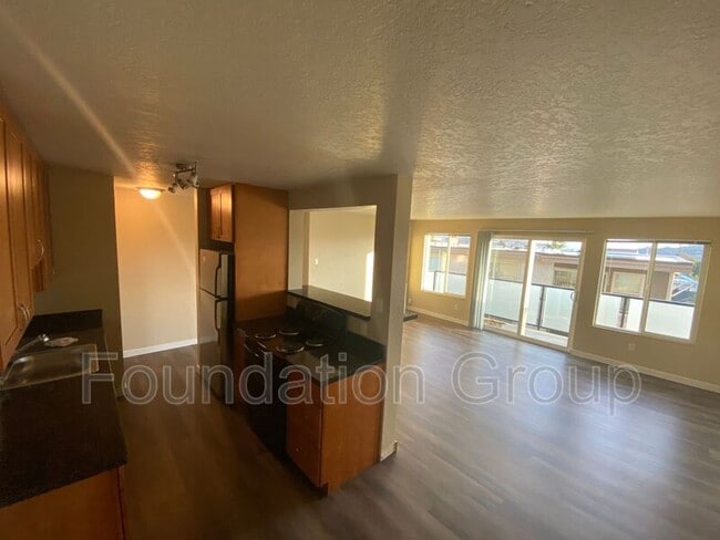 Photo - 2405 NW 65th St