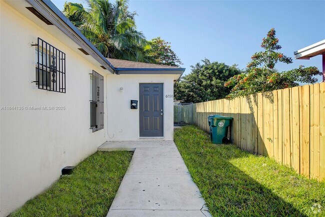Building Photo - 6030 NW 1st Ave Rental